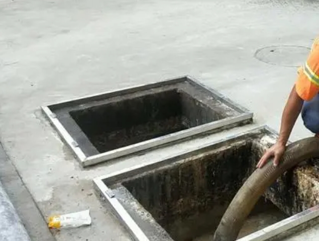 福贡化粪池清理