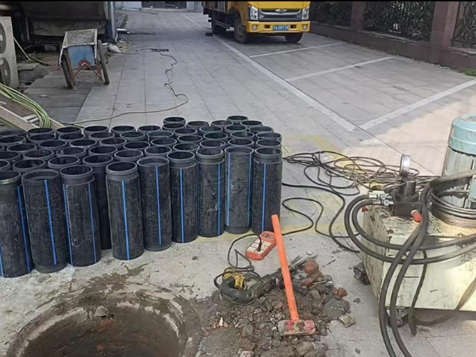 福贡PE置换管厂家 DN315置换管 非开挖管短管置换